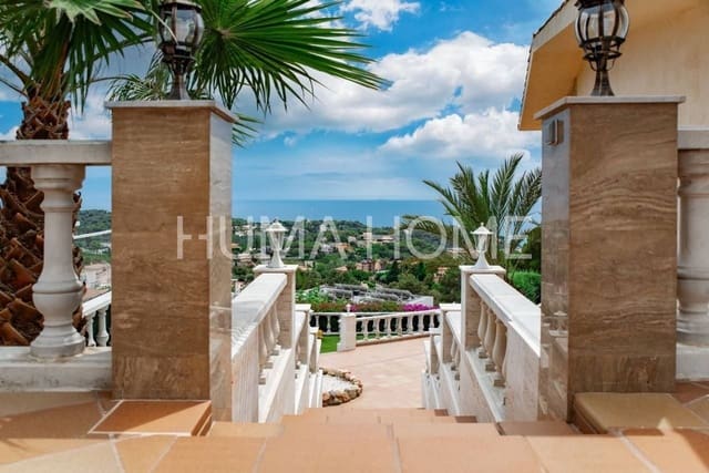 6 bedroom Villa for sale in Lloret de Mar with pool garage - € 1,350,000 (Ref: 9387575)