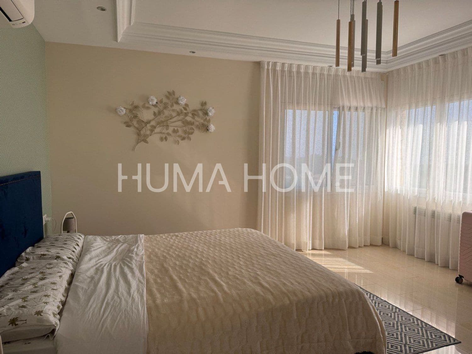 6 bedroom Villa for sale in Lloret de Mar with pool garage - € 1,350,000 (Ref: 9387575)