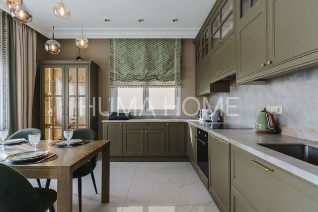 3 soveværelse Lejlighed til salg i Lloret de Mar - € 590.000 (Ref: 9387576)