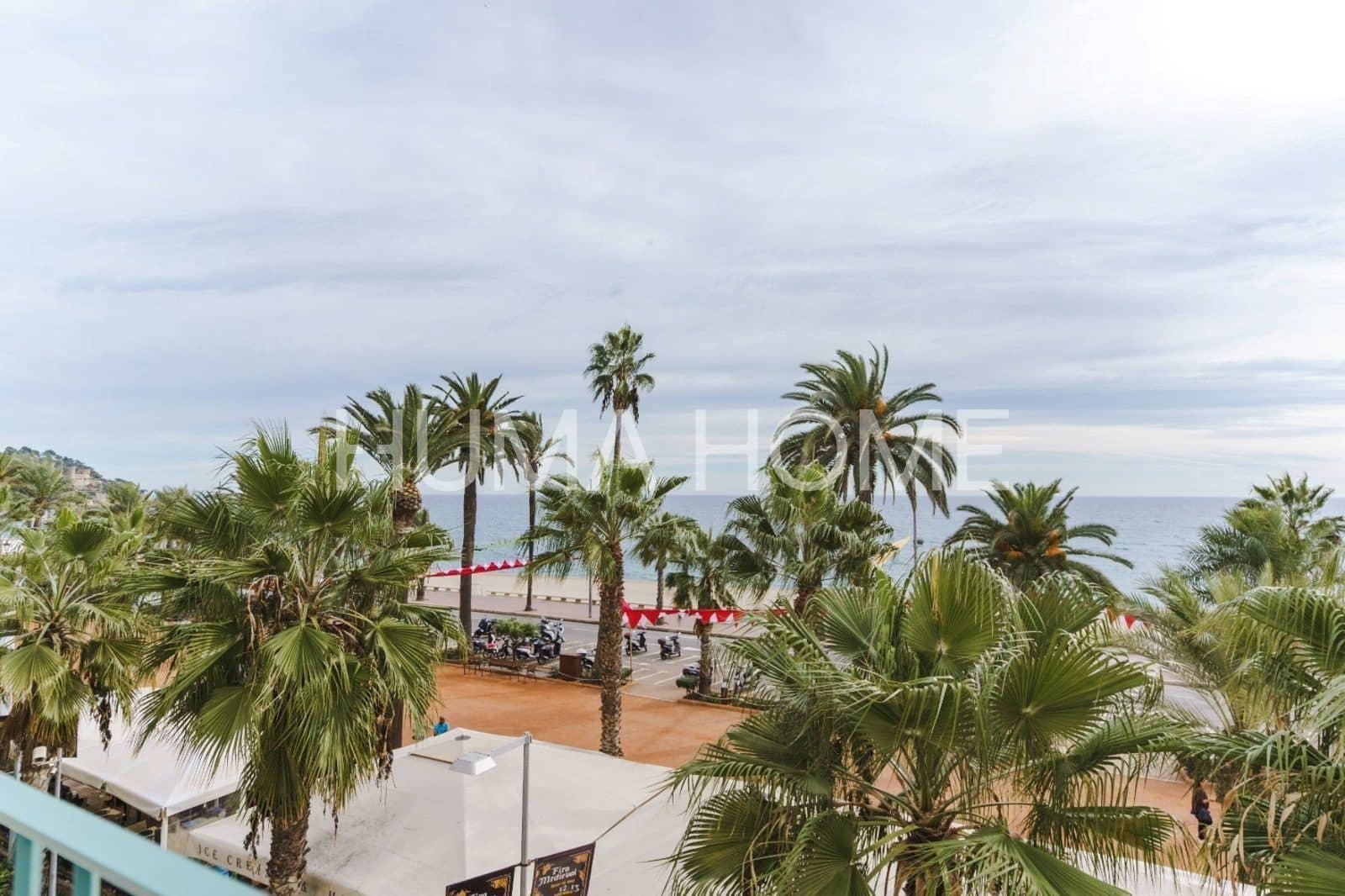 3 bedroom Flat for sale in Lloret de Mar - € 590,000 (Ref: 9387576)