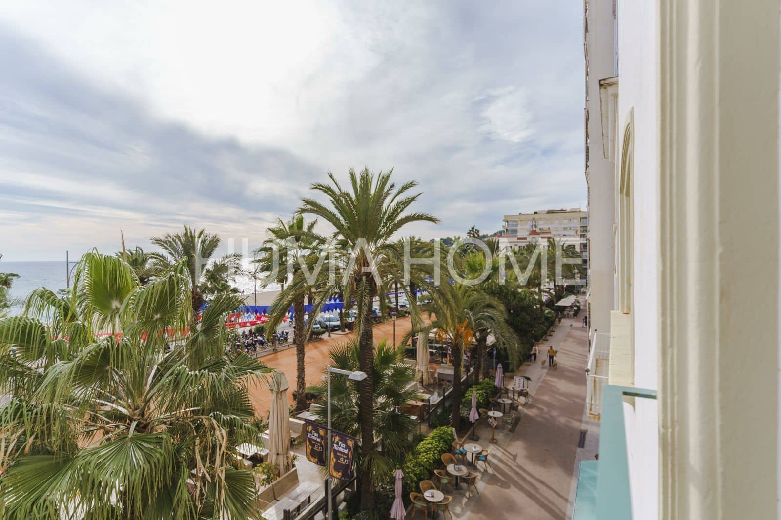 3 bedroom Flat for sale in Lloret de Mar - € 590,000 (Ref: 9387576)