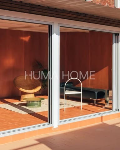 2 soverom Penthouse til salgs i Sant Martí, Barcelona by - € 350 000 (Ref: 9451689)