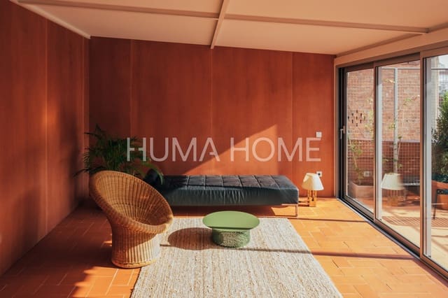 2 soverom Penthouse til salgs i Sant Martí, Barcelona by - € 350 000 (Ref: 9451689)