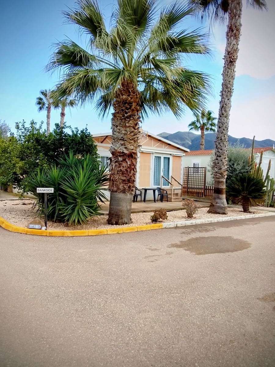 2 bedroom Mobile Home for sale in Cuevas del Almanzora with garage - € 39,500 (Ref: 9834793)