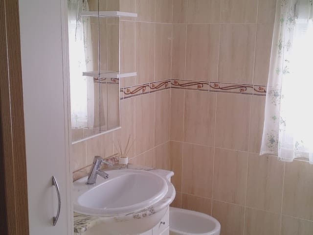 2 slaapkamer Stacaravan te koop in Cuevas del Almanzora met garage - € 44.900 (Ref: 9996016)