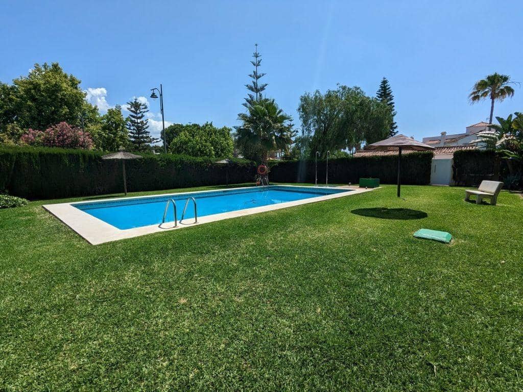 4 sypialnia Dom szeregowy na sprzedaż w Churriana z basenem - 495 000 € (Ref: 9282296)