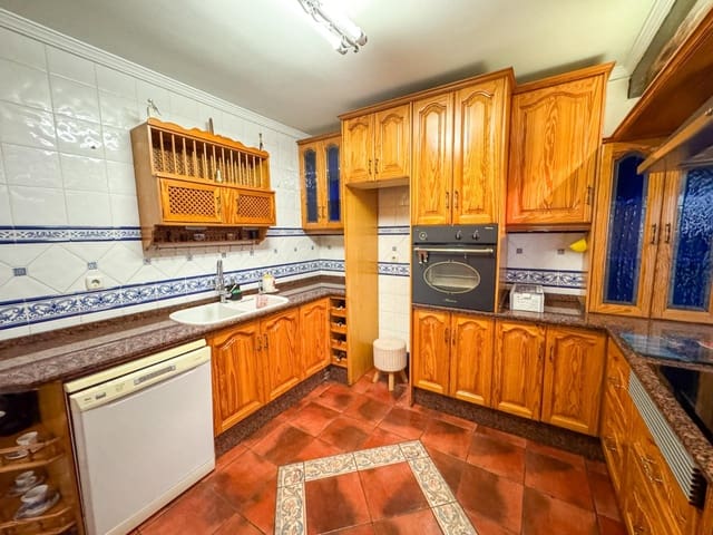 4 makuuhuone Rivitalo myytävänä paikassa Guadalmar, Málaga kaupunki mukana uima-altaan - 495 000 € (Ref: 9282296)