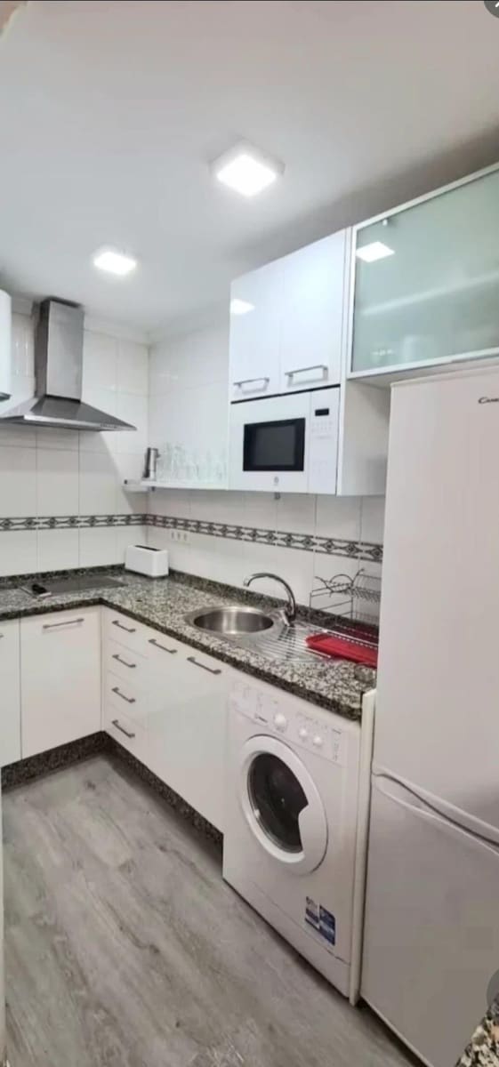 Piso de 1 habitación en Benalmádena en venta con piscina - 203.000 € (Ref: 9344889)