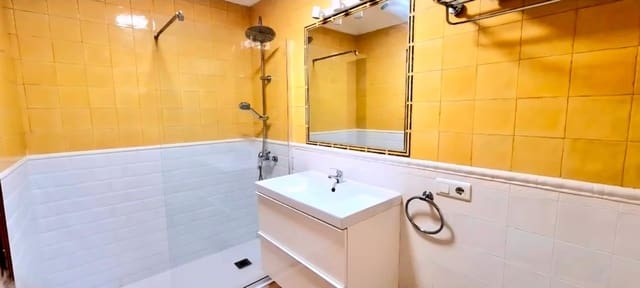 Piso de 1 habitación en Benalmádena en venta con piscina - 203.000 € (Ref: 9344889)
