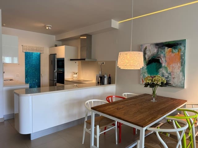 2 soverom Leilighet til salgs i Benalmádena pueblo, Benalmádena med svømmebasseng garasje - € 539 000 (Ref: 9344890)