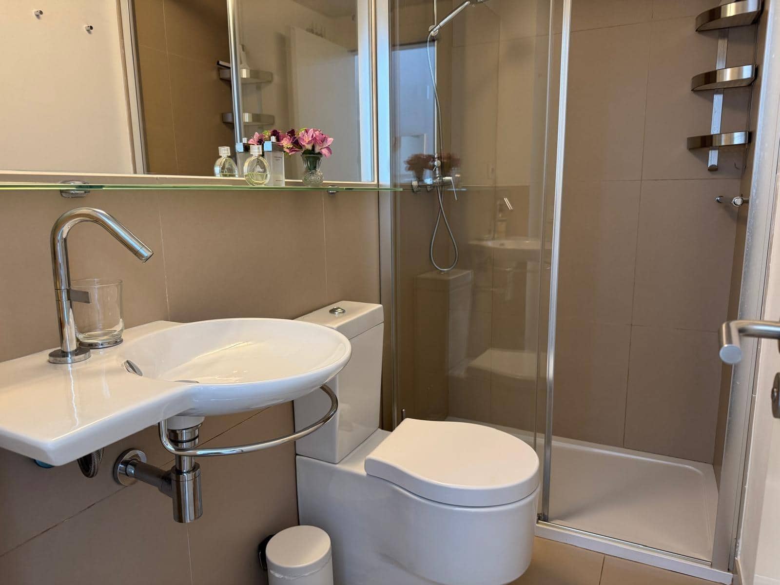 2 makuuhuone Asunto myytävänä paikassa Benalmadena mukana uima-altaan 
autotalli - 539 000 € (Ref: 9344890)