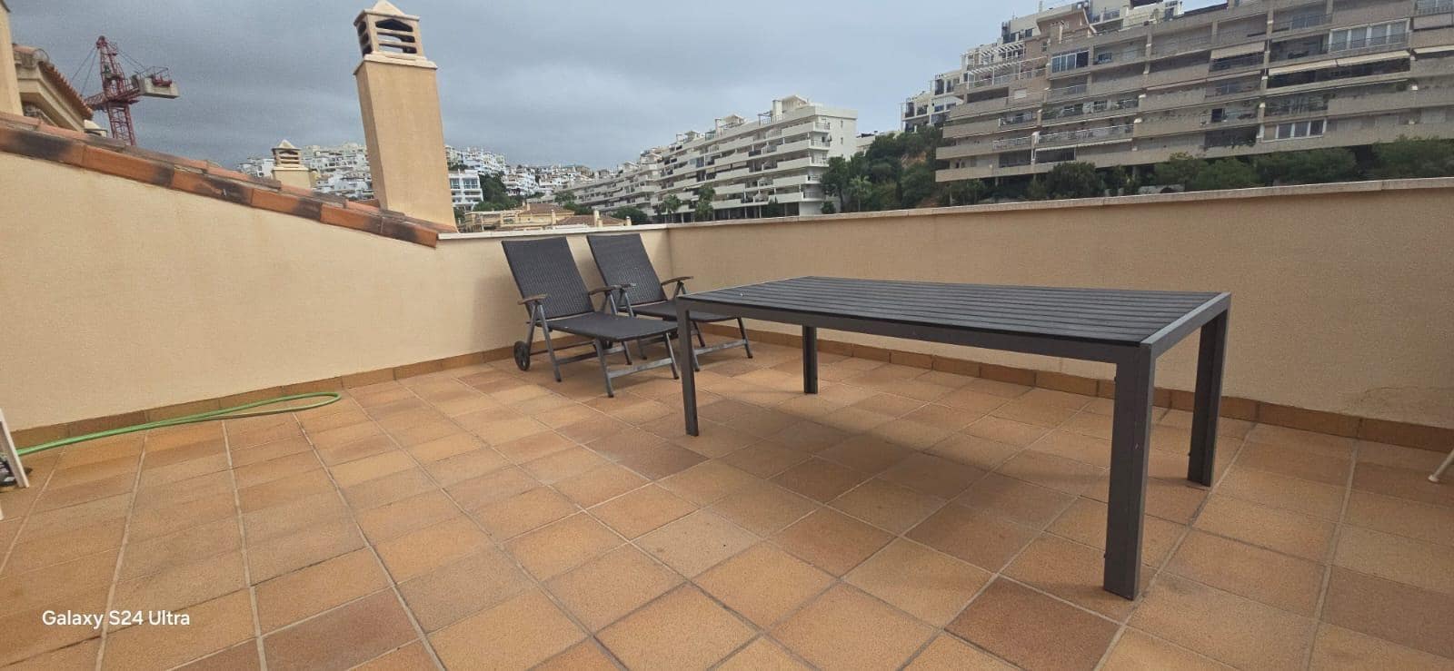 4 soveværelse Semi-Rækkehus til salg i Torrequebrada med swimmingpool garage - € 675.000 (Ref: 9383167)