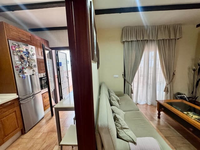 4 soveværelse Rækkehus til salg i Benalmádena med garage - € 410.000 (Ref: 9388017)