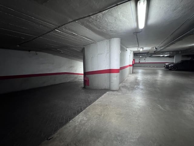 Garage til salg i Málaga by - € 55.000 (Ref: 9440644)