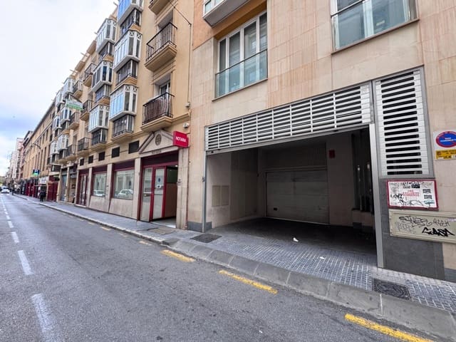 Garage til salg i Málaga by - € 55.000 (Ref: 9440644)