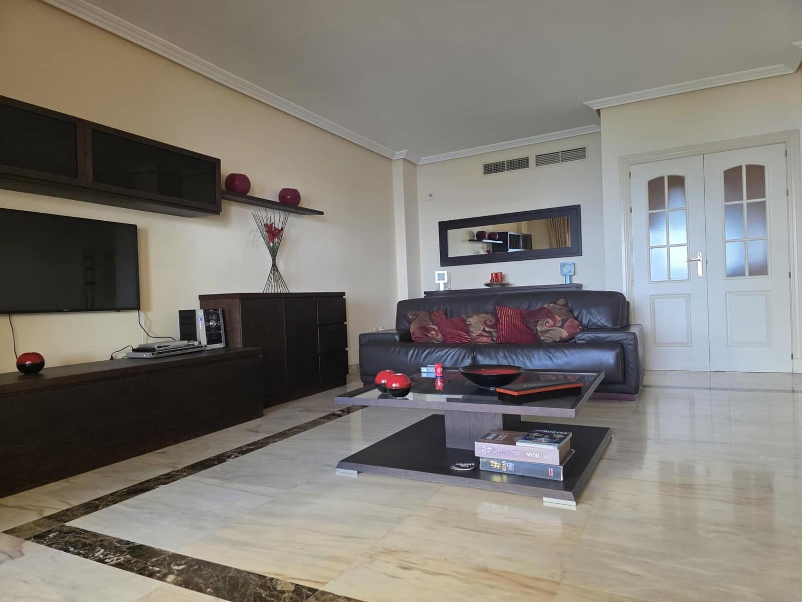 2 Zimmer Wohnung zu verkaufen in Torrequebrada mit Pool Garage - 545.000 € (Ref: 9456367)