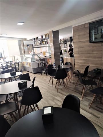 3 slaapkamer Bedrijf te koop in Antequera - € 395.000 (Ref: 9456368)