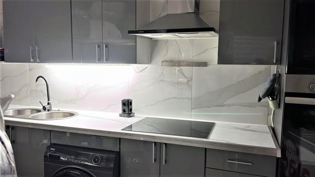 3 slaapkamer Bedrijf te koop in Antequera - € 395.000 (Ref: 9456368)