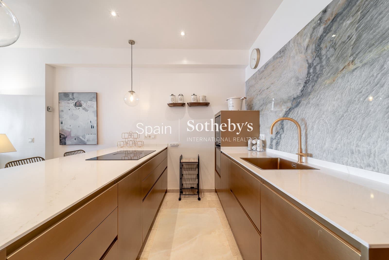 3 bedroom Flat for sale in Guadalmina with pool garage - € 1,495,000 (Ref: 9571728)