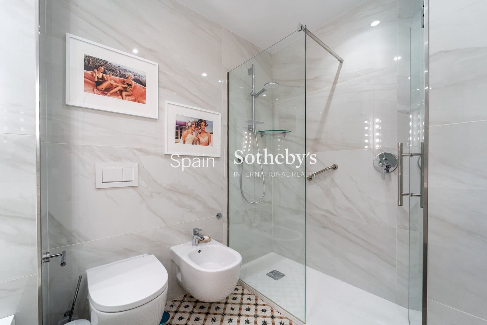 3 bedroom Flat for sale in Guadalmina with pool garage - € 1,495,000 (Ref: 9571728)