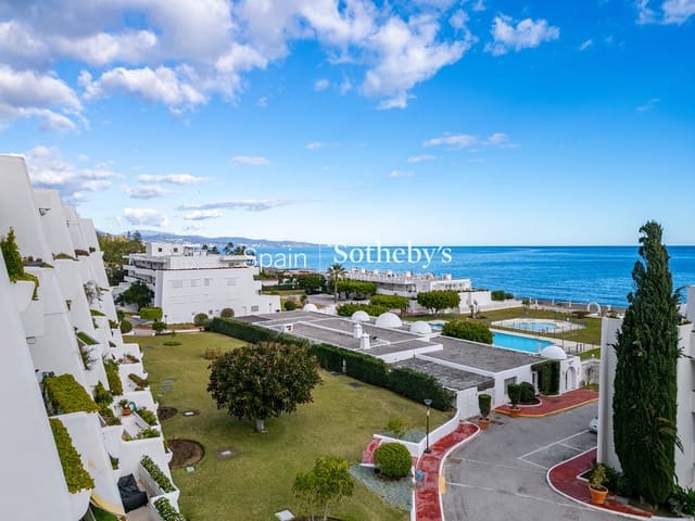 3 bedroom Flat for sale in Guadalmina Baja, Marbella with pool garage - € 1,495,000 (Ref: 9571728)