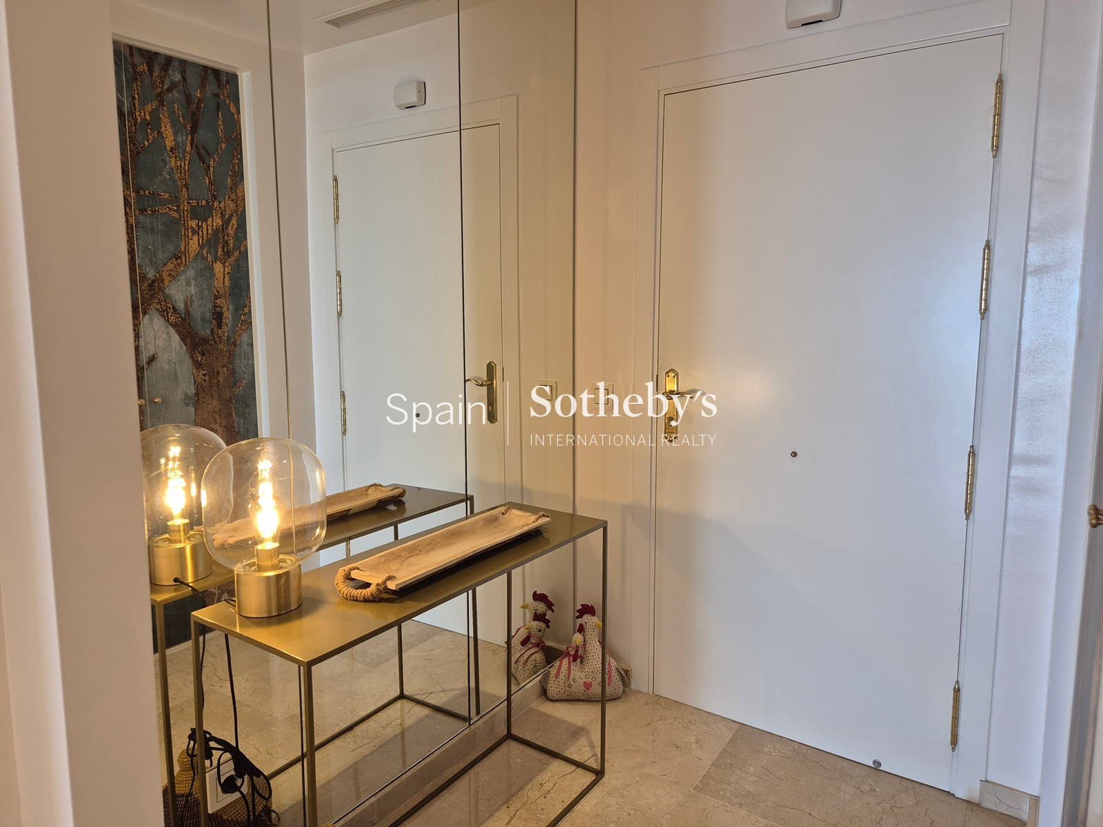 3 bedroom Flat for sale in Guadalmina with pool garage - € 1,495,000 (Ref: 9571728)