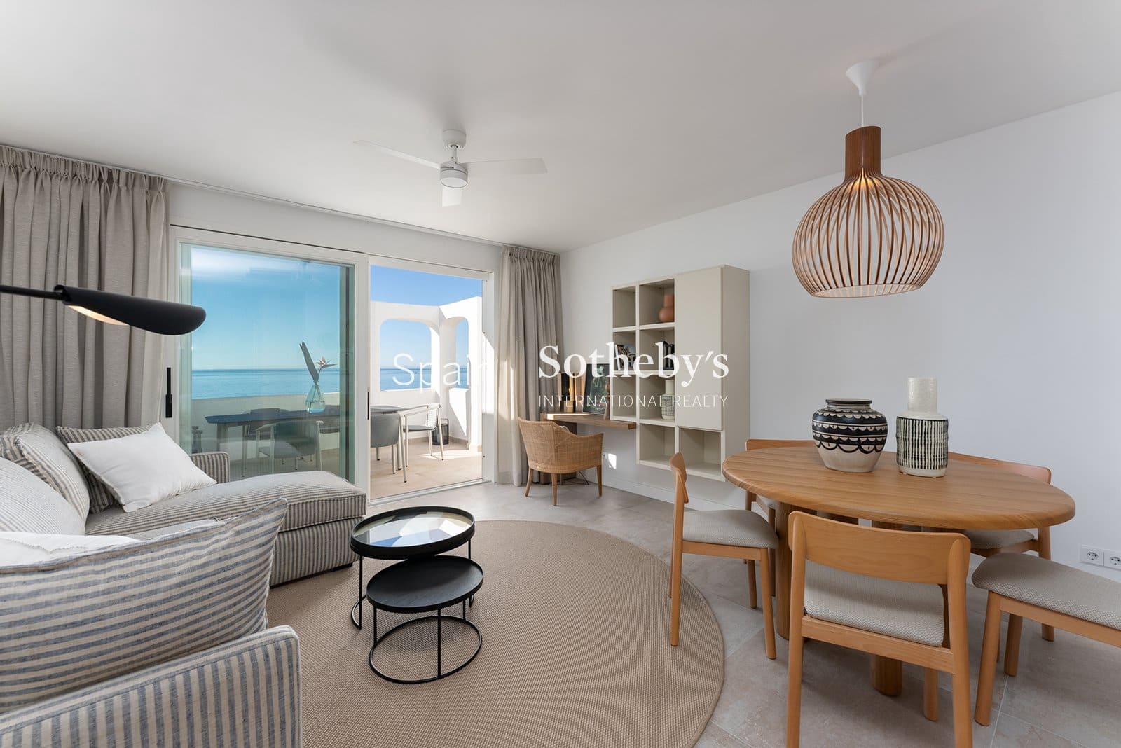 2 chambre Penthouse à vendre à Sitio de Calahonda avec piscine garage - 1 300 000 € (Ref: 9575369)