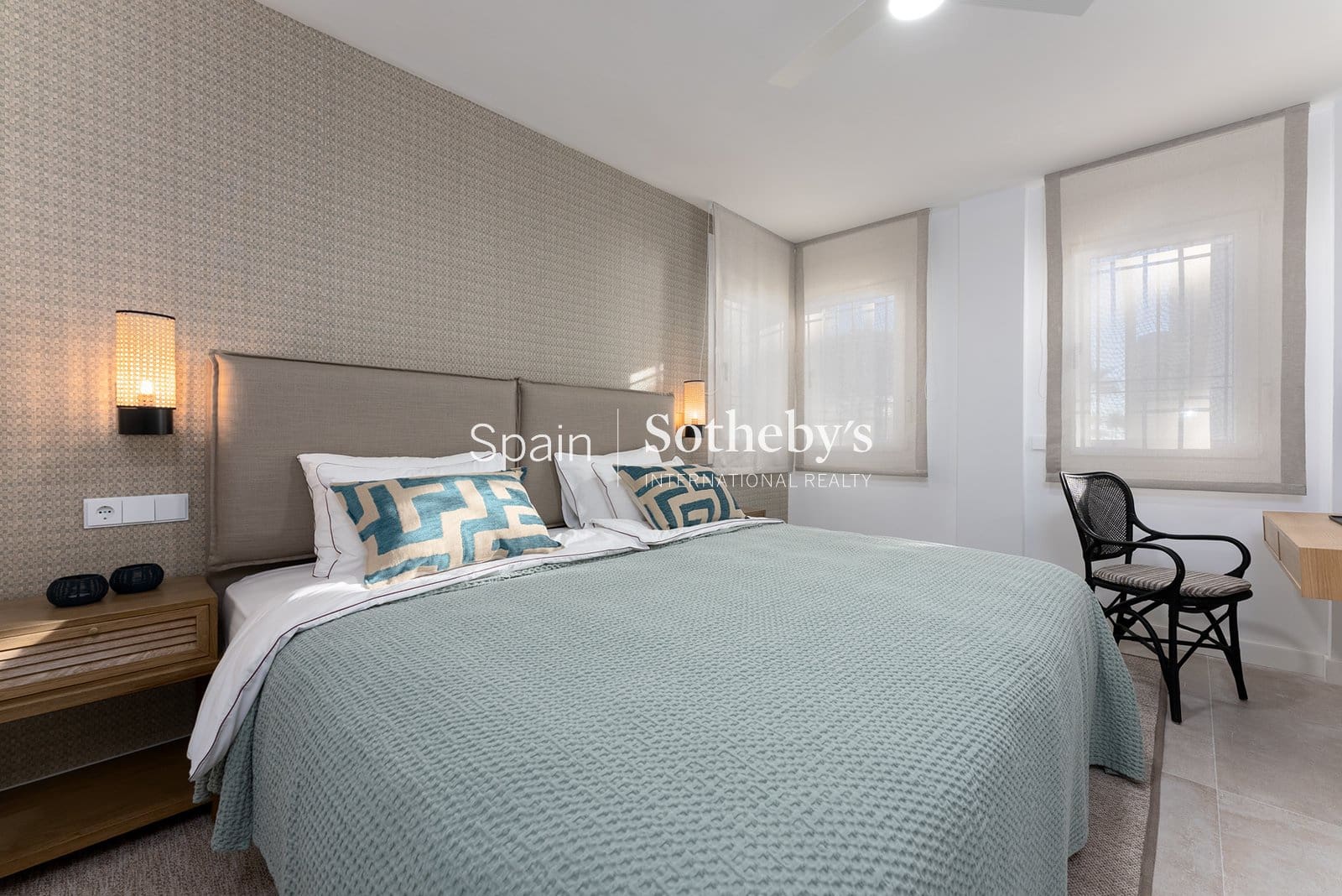 2 chambre Penthouse à vendre à Sitio de Calahonda avec piscine garage - 1 300 000 € (Ref: 9575369)