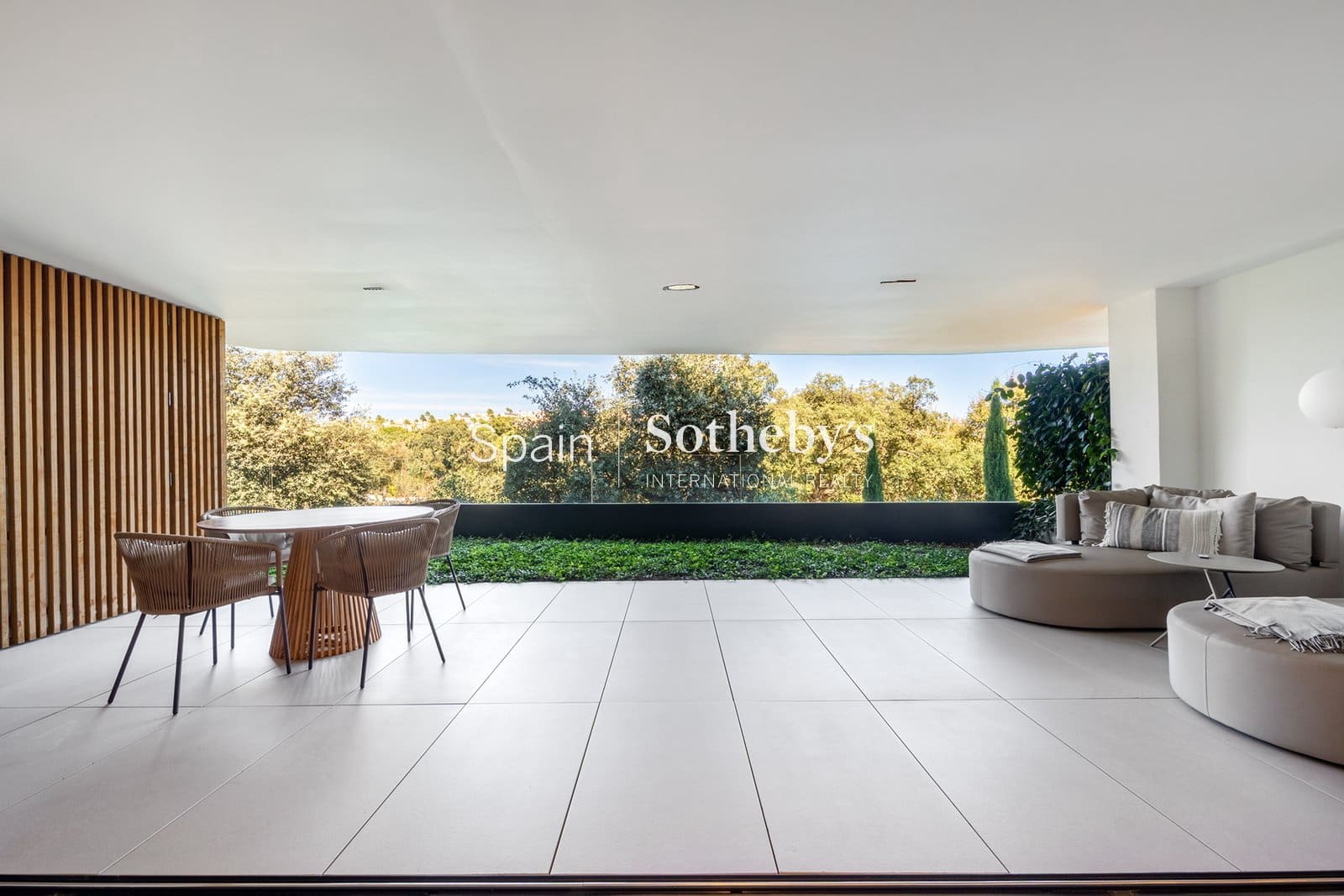 2 slaapkamer Flat te koop in Sotogrande met zwembad garage - € 900.000 (Ref: 9578210)