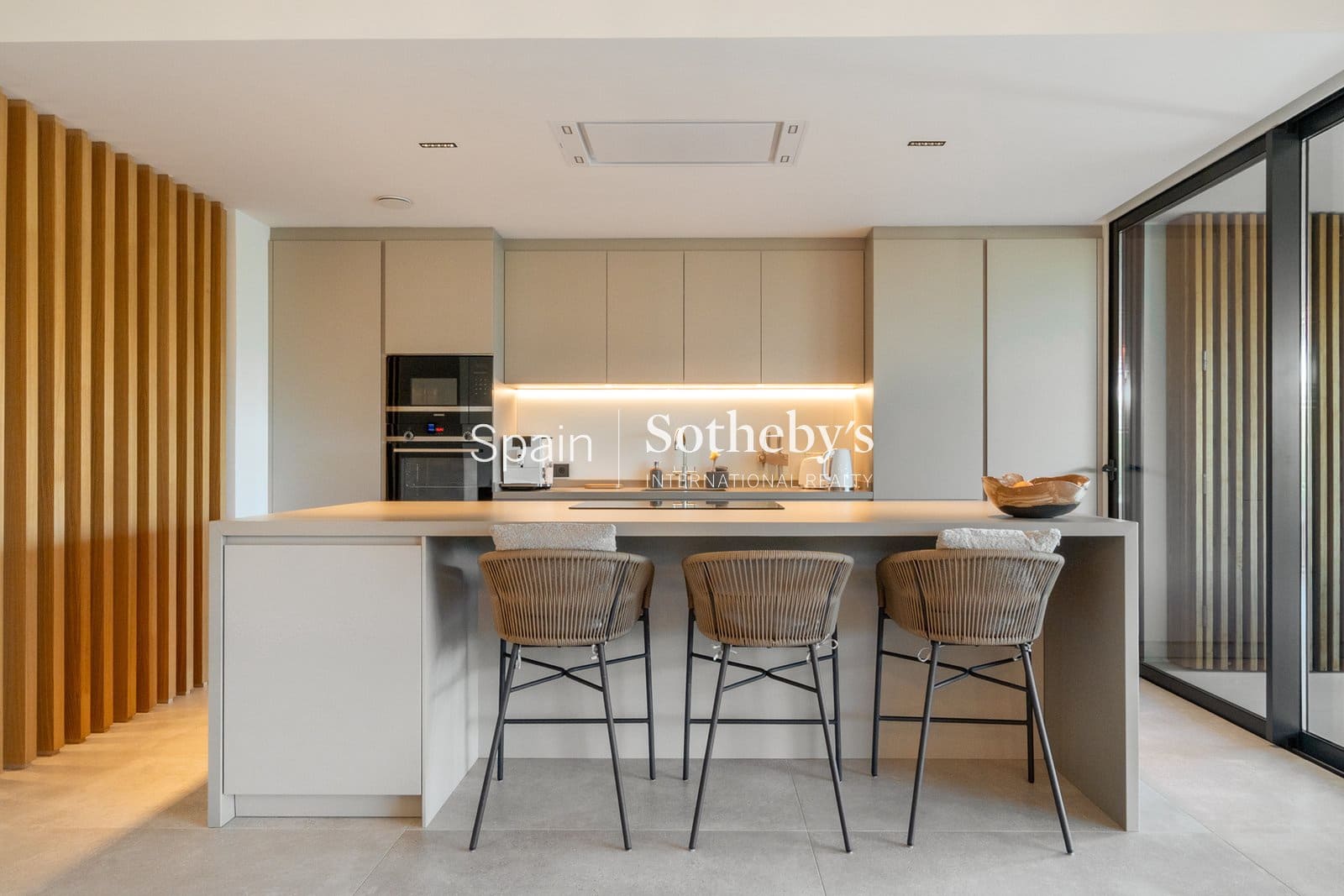 2 slaapkamer Flat te koop in Sotogrande met zwembad garage - € 900.000 (Ref: 9578210)