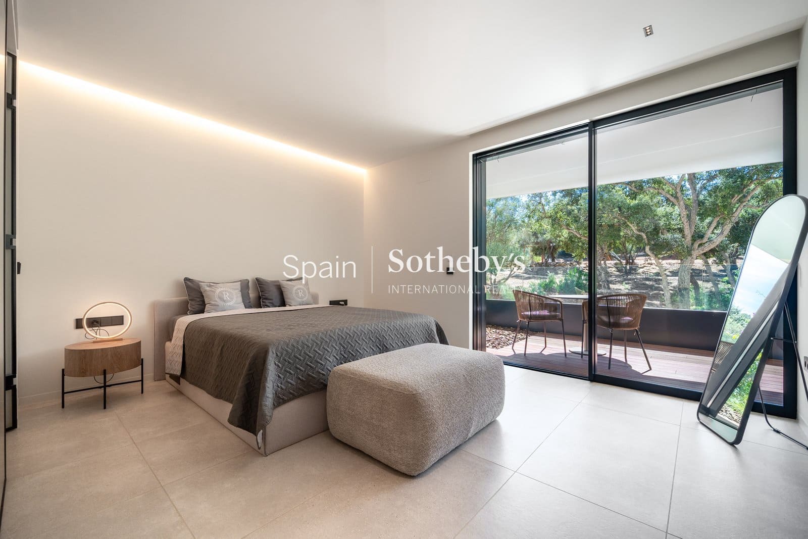 2 slaapkamer Flat te koop in Sotogrande met zwembad garage - € 900.000 (Ref: 9578210)