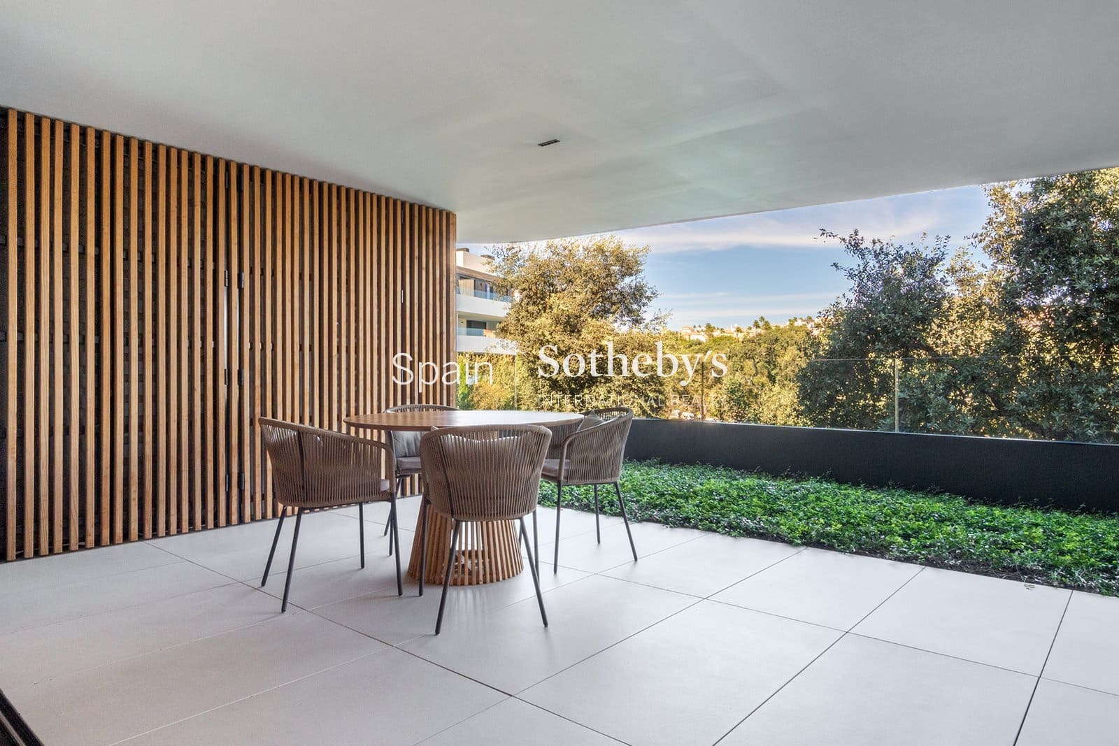 2 slaapkamer Flat te koop in Sotogrande met zwembad garage - € 900.000 (Ref: 9578210)