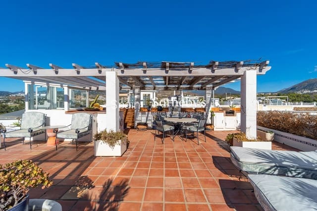 3 Zimmer Doppelhaus zu verkaufen in Aloha Golf, Marbella mit Pool Garage - 995.000 € (Ref: 9578211)
