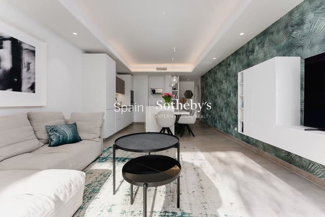 3 bedroom Flat for sale in Marbella with garage - € 1,950,000 (Ref: 9578213)