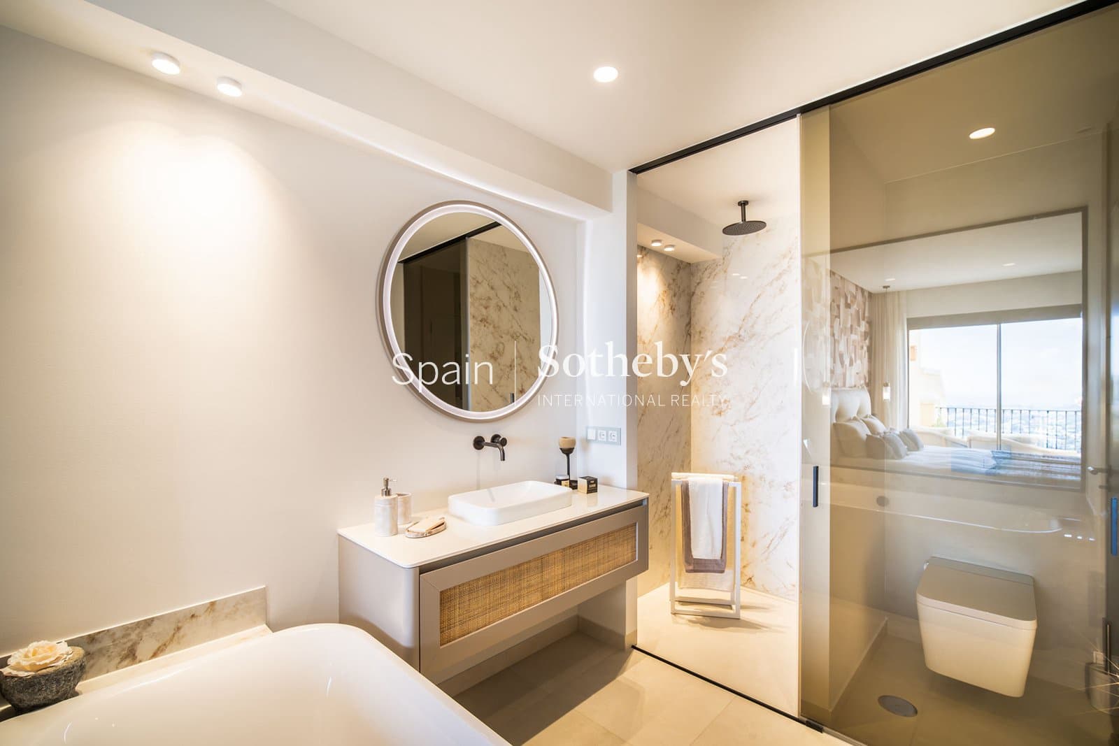 Ático de 3 habitaciones en Benahavís en venta con piscina garaje - 1.375.000 € (Ref: 9578217)