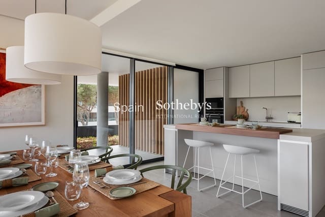 3 slaapkamer Flat te koop in Sotogrande Alto, San Roque met zwembad - € 1.200.000 (Ref: 9578219)