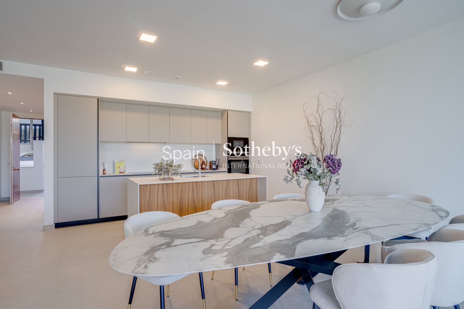 3 Zimmer Wohnung zu verkaufen in Marbella mit Pool Garage - 1.150.000 € (Ref: 9578221)