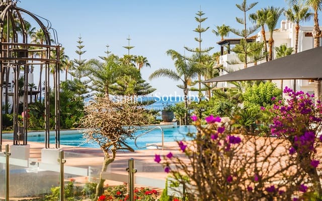 3 quarto Apartamento para venda em Lomas De Marbella, Marbella com piscina garagem - 3 850 000 € (Ref: 9580073)