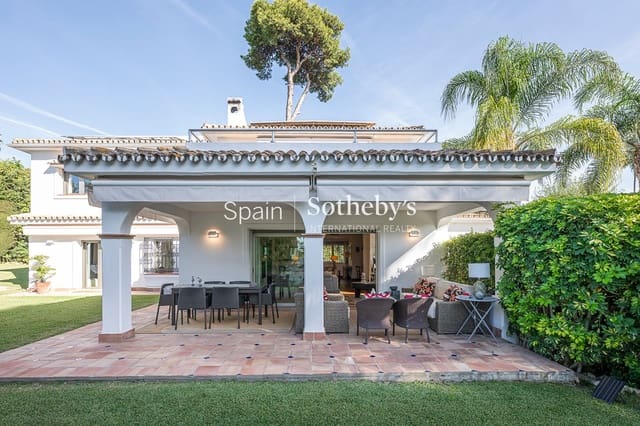 Chalet de 5 habitaciones en Los Monteros, Marbella en venta con piscina garaje - 5.500.000 € (Ref: 9588147)