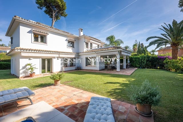 Chalet de 5 habitaciones en Los Monteros, Marbella en venta con piscina garaje - 5.500.000 € (Ref: 9588147)
