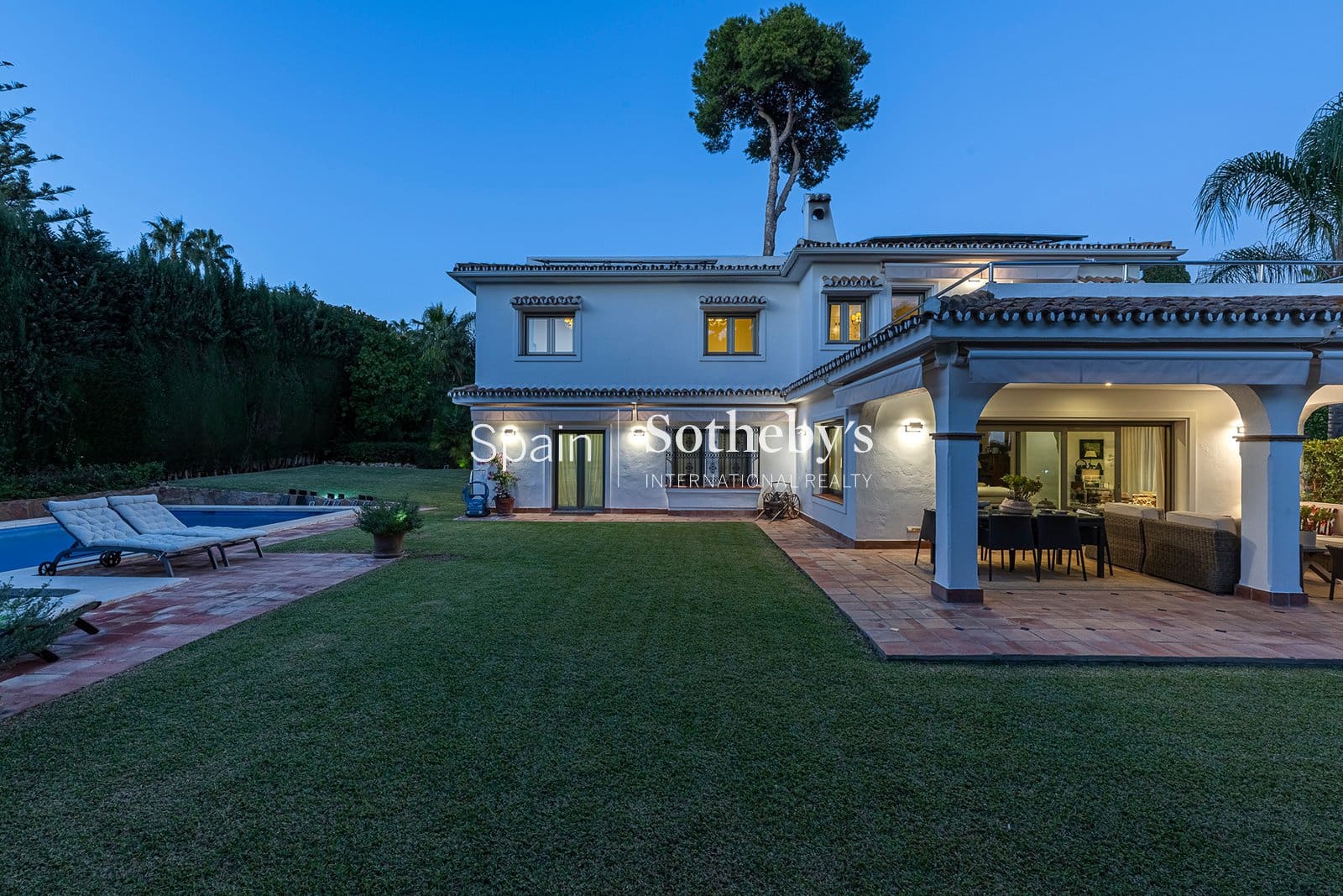 Chalet de 5 habitaciones en Los Monteros en venta con piscina garaje - 5.500.000 € (Ref: 9588147)