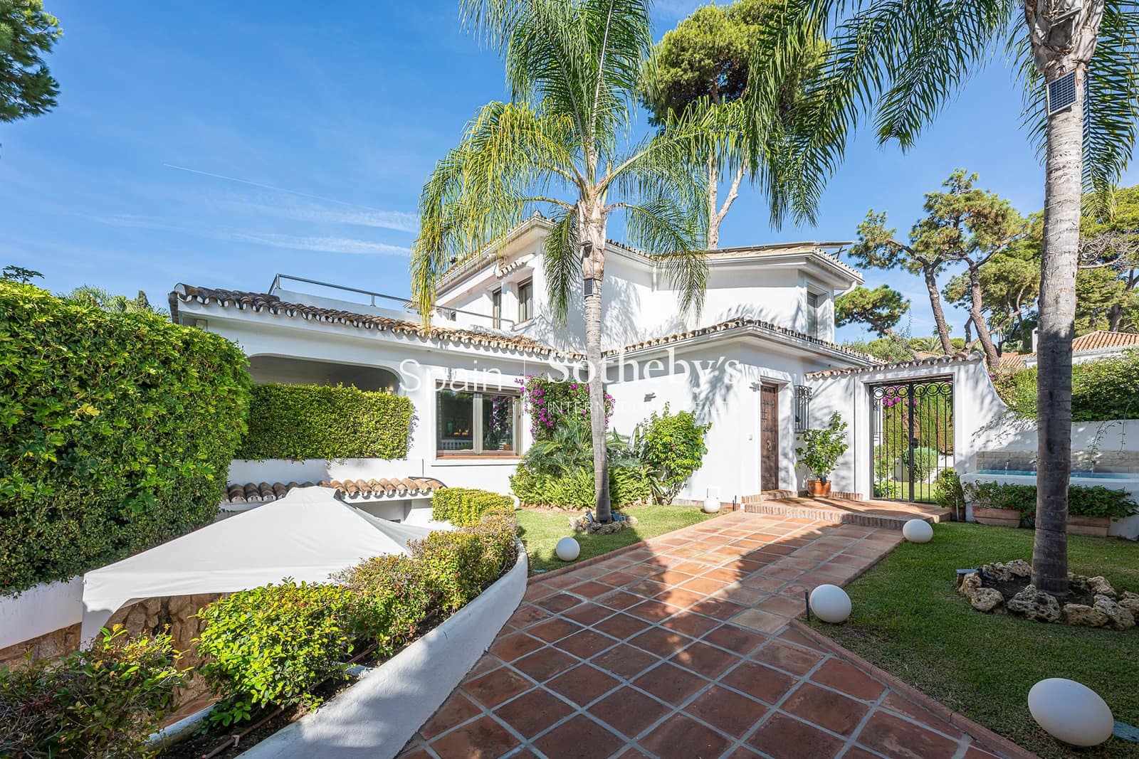 Chalet de 5 habitaciones en Los Monteros en venta con piscina garaje - 5.500.000 € (Ref: 9588147)