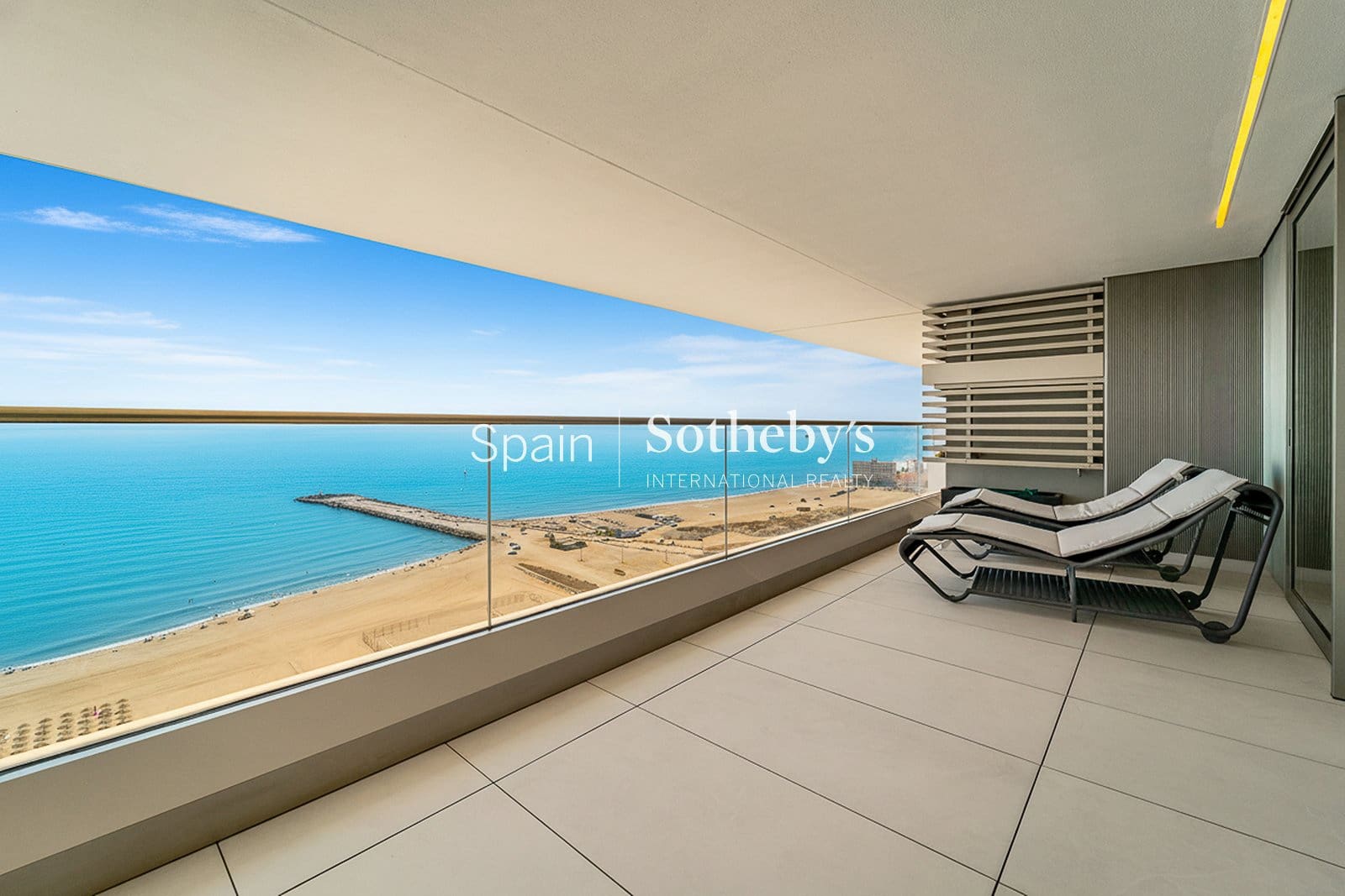 4 soverom Leilighet til salgs i Malaga by med svømmebasseng garasje - € 5 600 000 (Ref: 9596534)