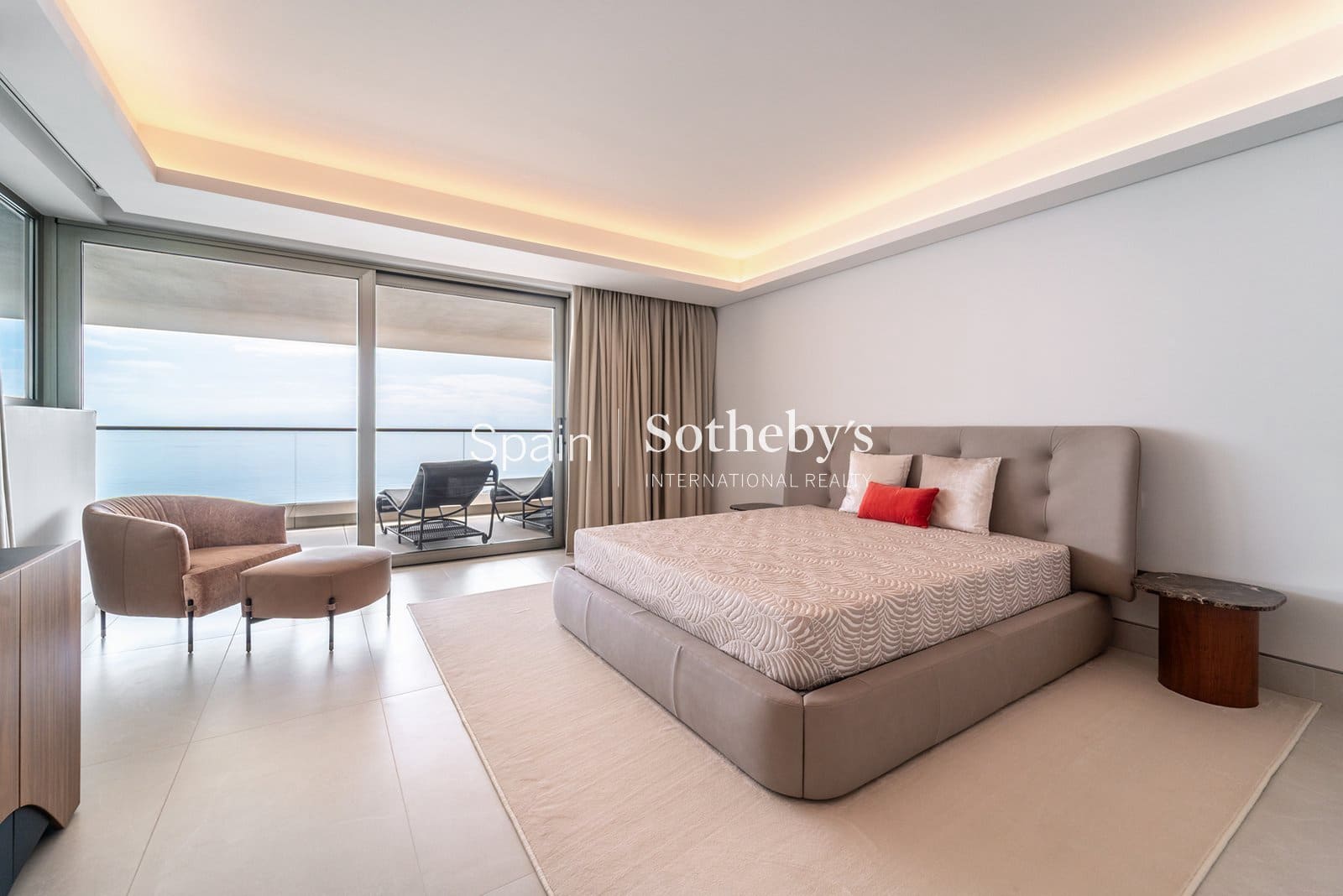 4 soverom Leilighet til salgs i Malaga by med svømmebasseng garasje - € 5 600 000 (Ref: 9596534)