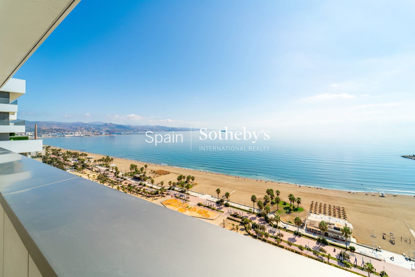 4 soverom Leilighet til salgs i Malaga by med svømmebasseng garasje - € 5 600 000 (Ref: 9596534)