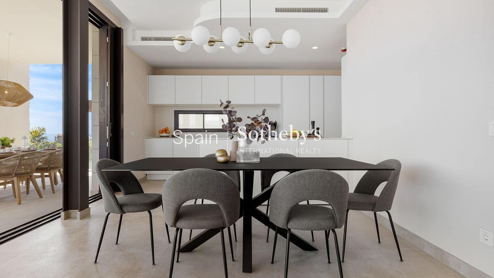 Chalet de 4 habitaciones en Benahavís en venta con piscina garaje - 1.850.000 € (Ref: 9606353)