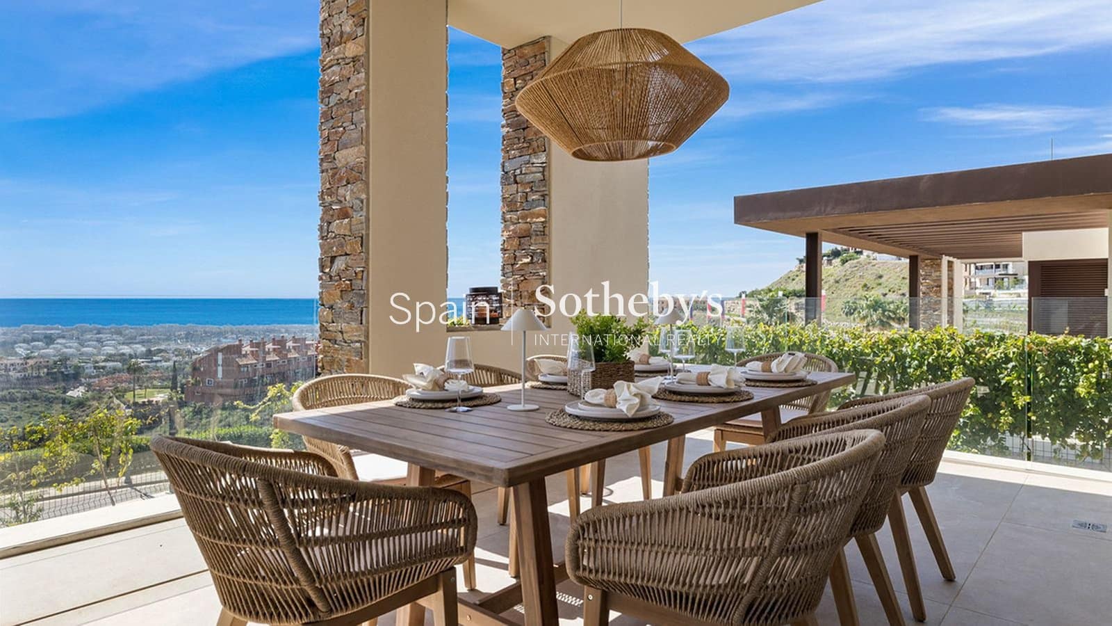 Chalet de 4 habitaciones en Benahavís en venta con piscina garaje - 1.850.000 € (Ref: 9606353)