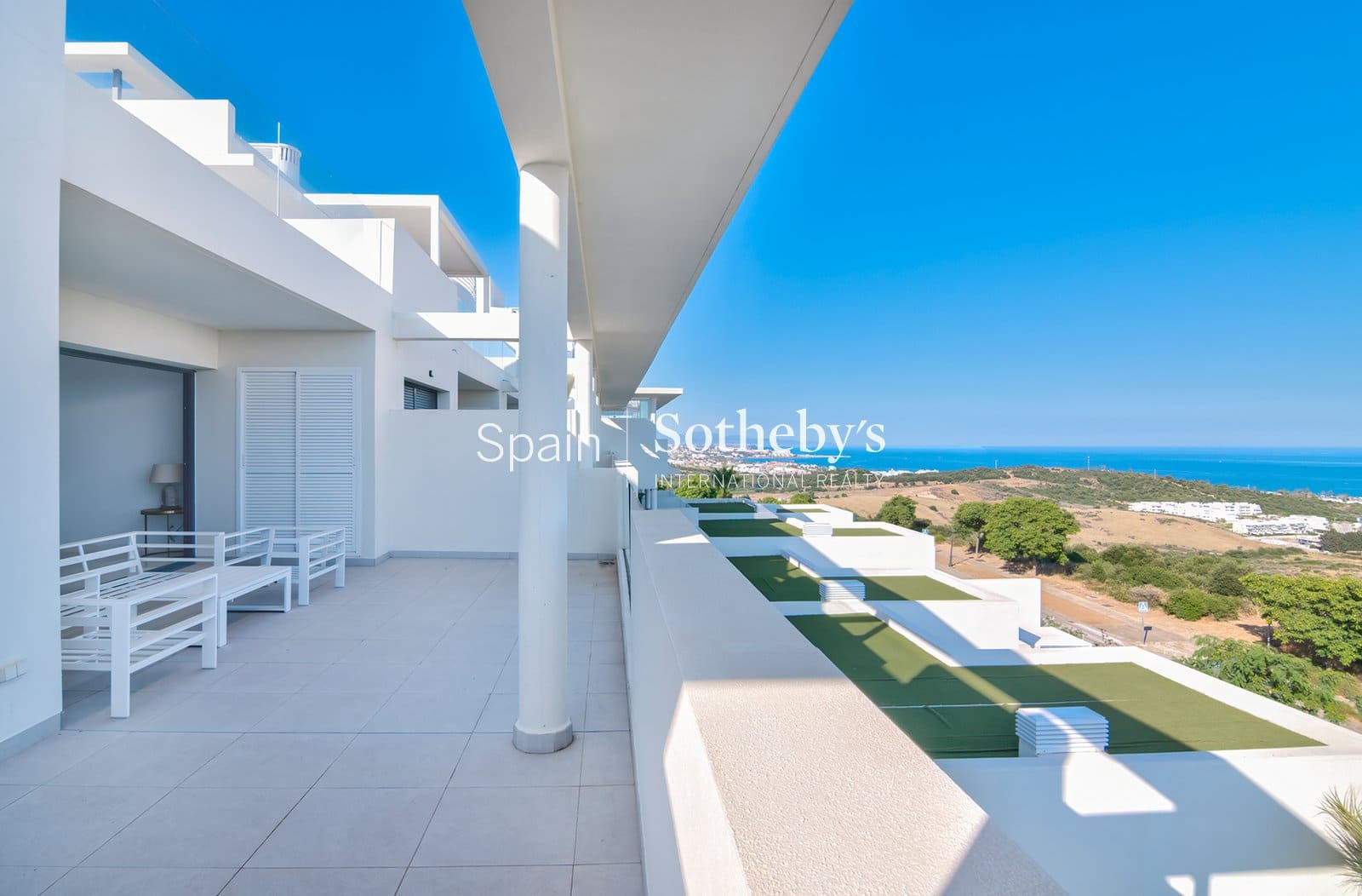 3 quarto Penthouse para venda em Casares com piscina garagem - 1 150 000 € (Ref: 9606841)