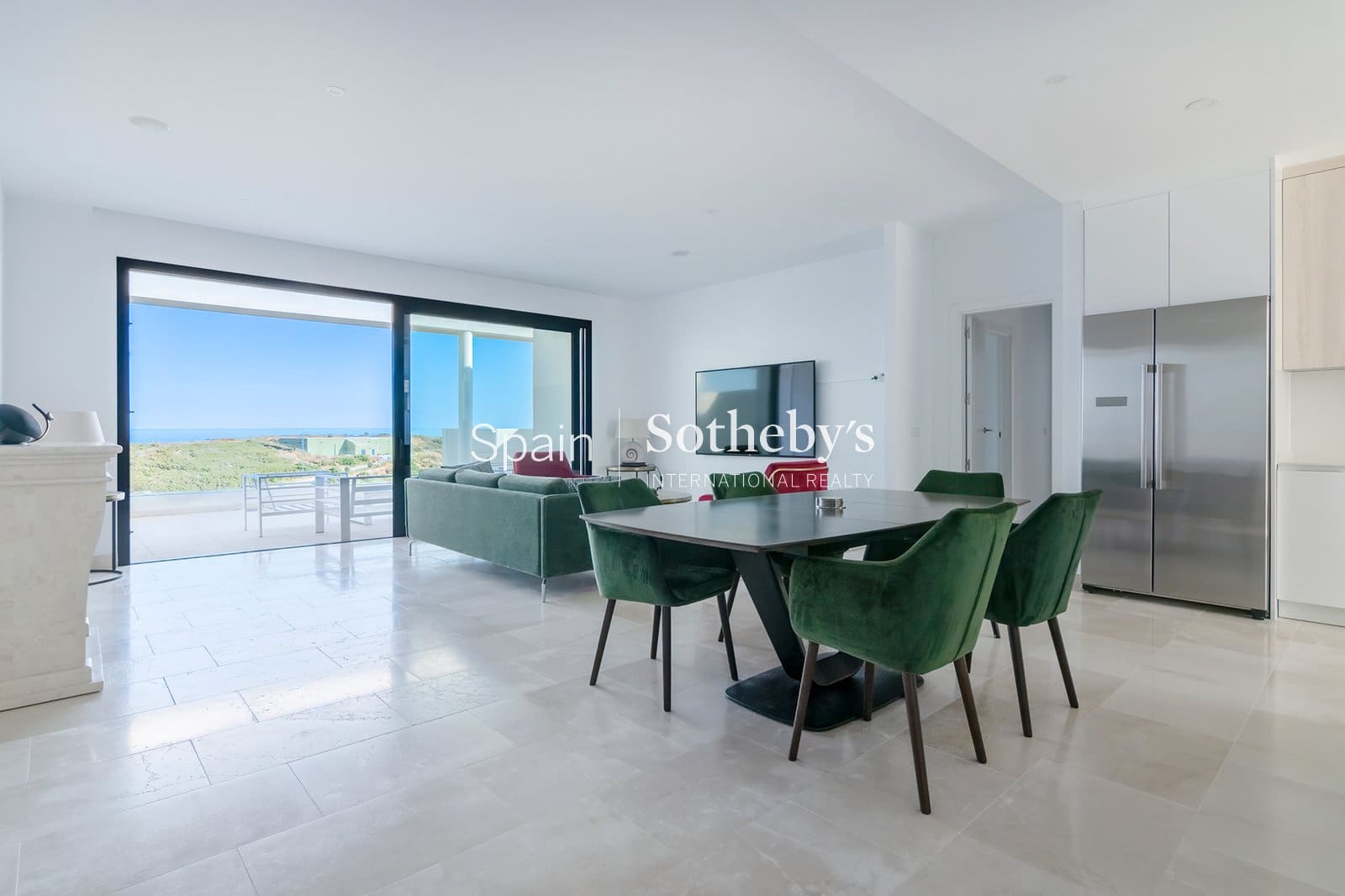 3 quarto Penthouse para venda em Casares com piscina garagem - 1 150 000 € (Ref: 9606841)