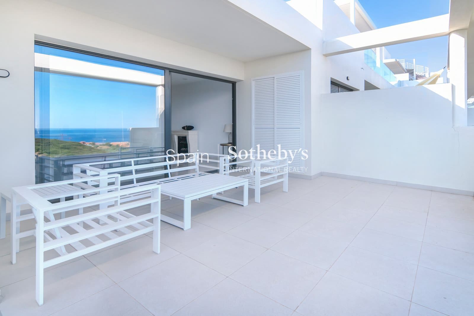 3 quarto Penthouse para venda em Casares com piscina garagem - 1 150 000 € (Ref: 9606841)